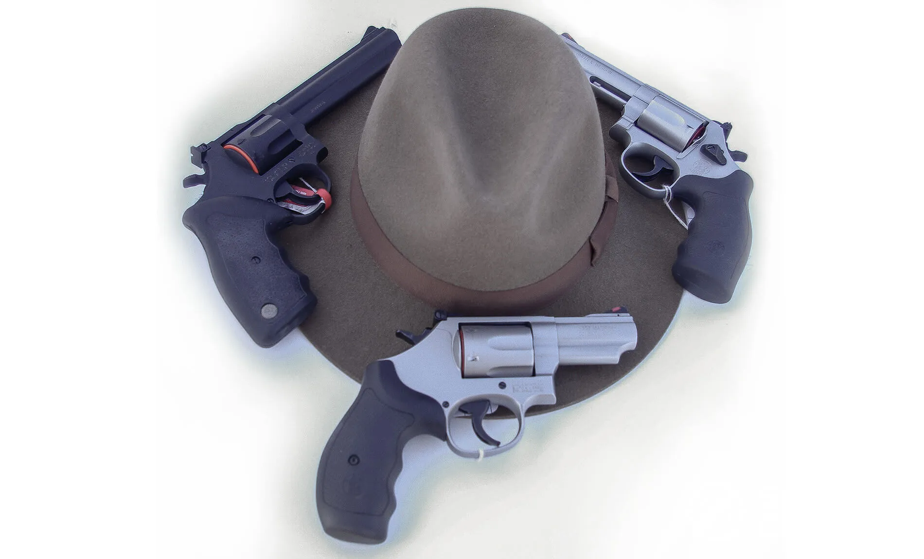 3 Revolvers