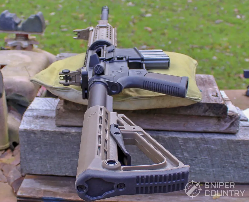 Rock River Arms LAR-15 on bench