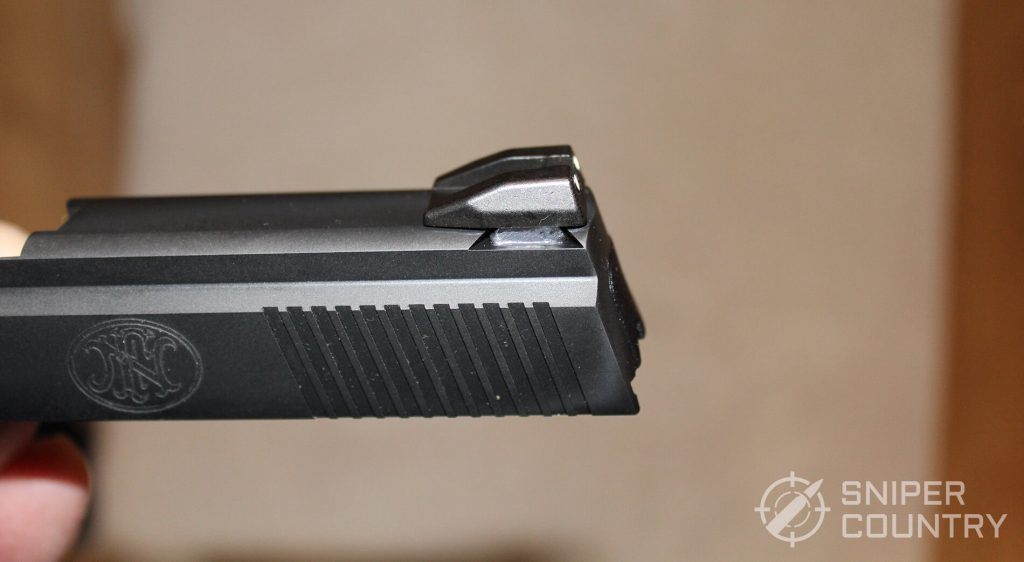 FNS-9 rear sight