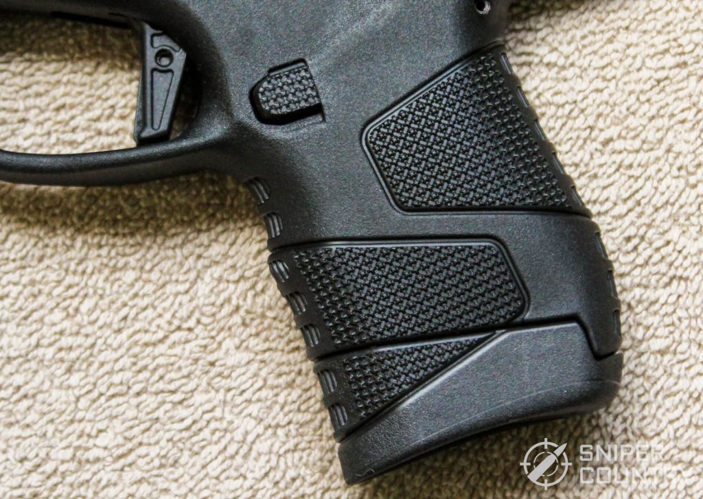 Mossberg MC1sc grip