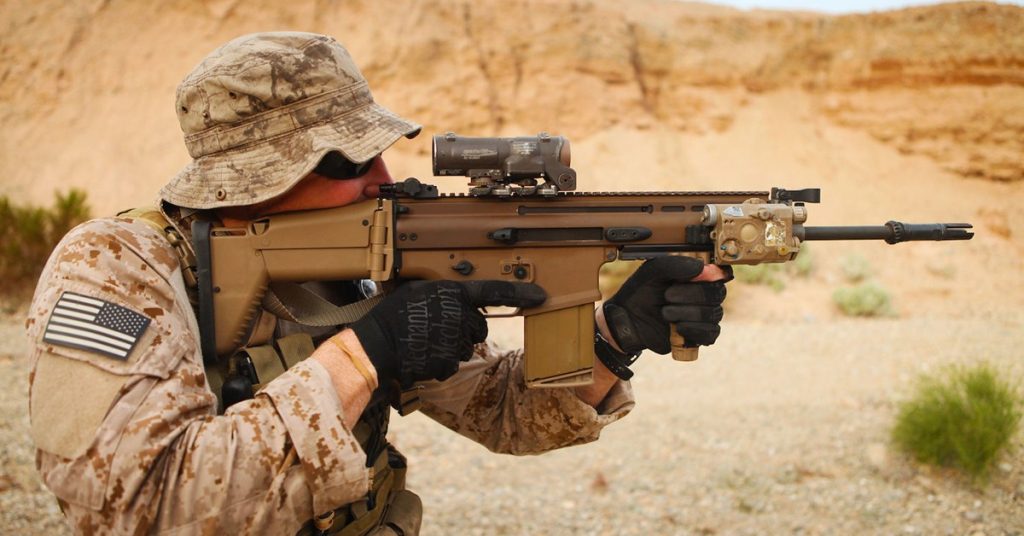 US Navy SEAL training with his FN SCAR-H